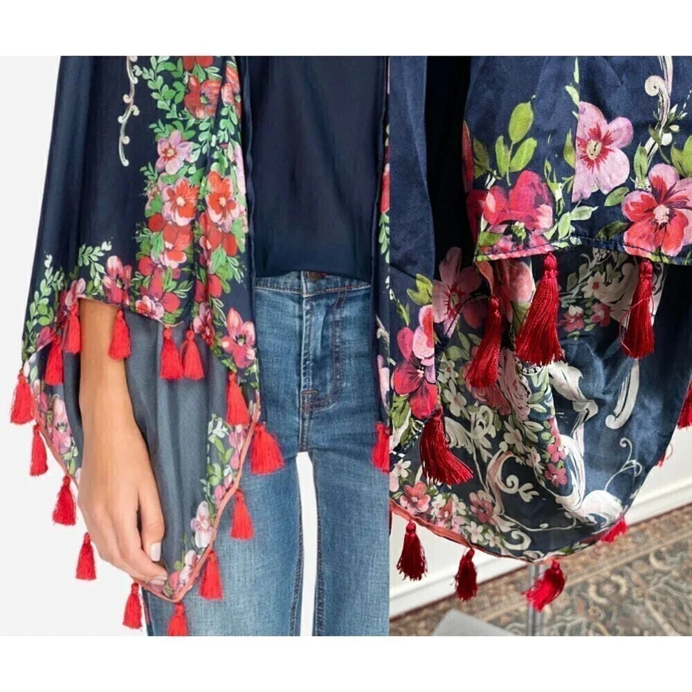Johnny Was Size M Silk Tassel Wide Flared Sleeve Floral Mococo Boho Shrug Poncho